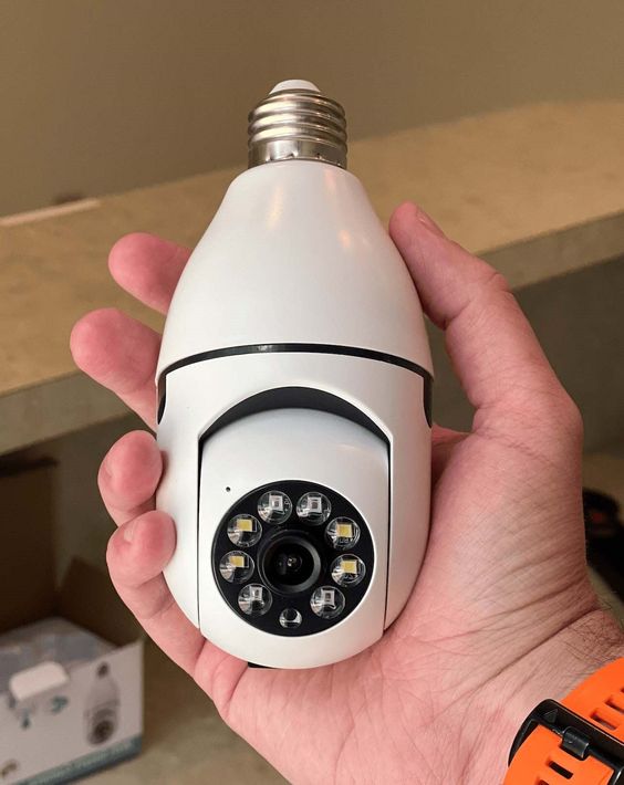Caméra De Surveillance Sans Fil WiFi E27 Ampoule Noire - Ivoirshop - Site  de vente en ligne en Côte d'ivoire