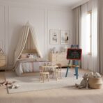 Type de produit : Tableau éducatif sur chevalet Surface : Ardoise classique pour dessin à la craie Structure : Stable et légère en plastique coloré Atout Design : Poignée en forme d'ourson pour un transport facile Accessoire Pratique : Plateau de rangement intégré pour craies et effaceur – Image 5