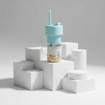 Mug en Verre Design AquaChic Luxe avec Couvercle et Paille – Image 3