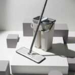 Mop Plat Auto-Essorant 'Scratch' avec Seau à Double Compartiment – Image 4