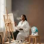 Ventilateur Brumisateur de Bureau JY-102 - Rafraîchisseur d'Air 3-en-1 avec LED – Image 4