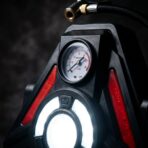Compresseur d'Air Portable Voiture CQB-V6 – Gonfleur Électrique avec Manomètre & Lampe LED – Image 3